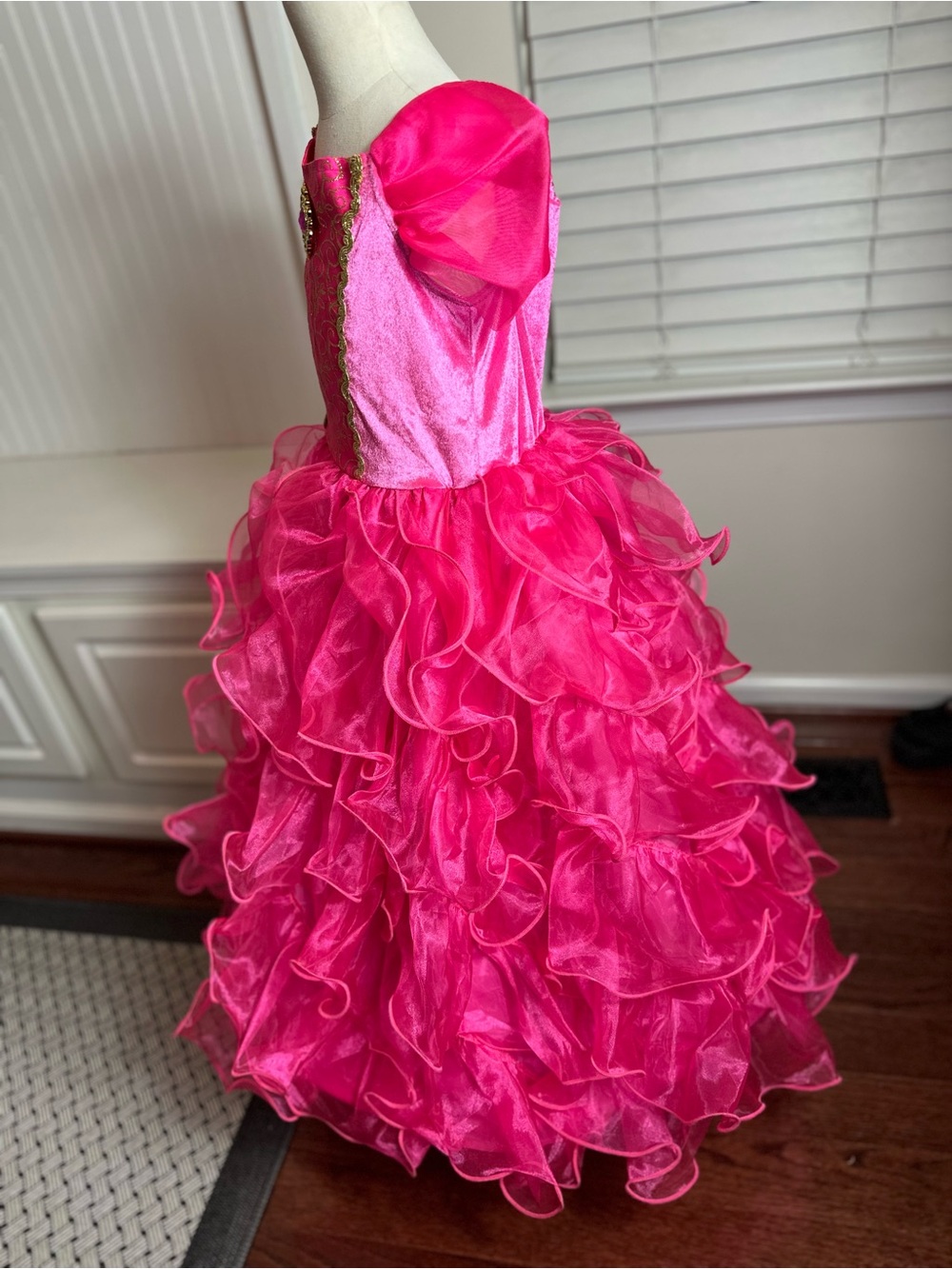 Girls Pink Princess Ball Gown Costume - Picture 8 of 13